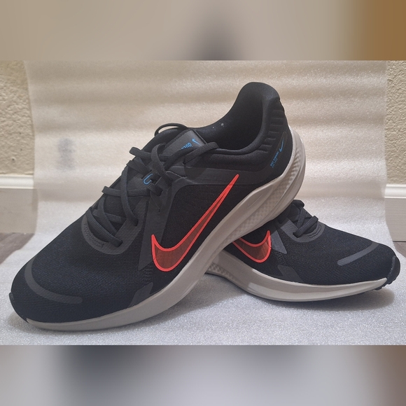Nike Other - NWOT Nike Quest 5 Men's Sneakers